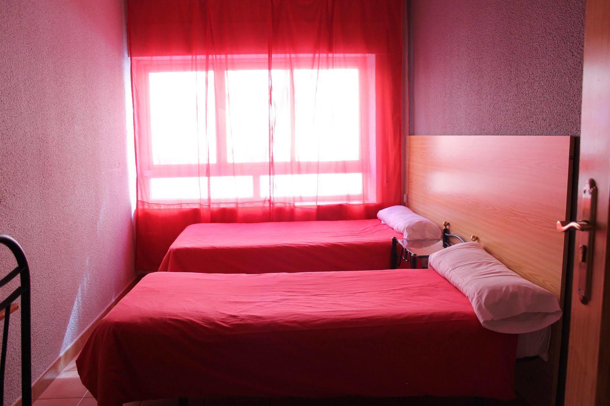 Hostal Escapat サラマンカ エクステリア 写真